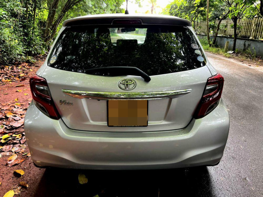 Toyota Vitz 2016 - Used Car sale in Sri Lanka - patpat.lk