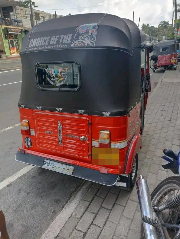 Bajaj Three Wheel 2010 - பயன்படுத்தப்பட்டது முச்சக்கர வண்டி sale in Sri Lanka - patpat.lk