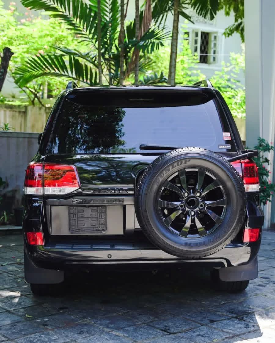 Toyota Land Cruiser 2012 - Used SUV sale in Sri Lanka - patpat.lk