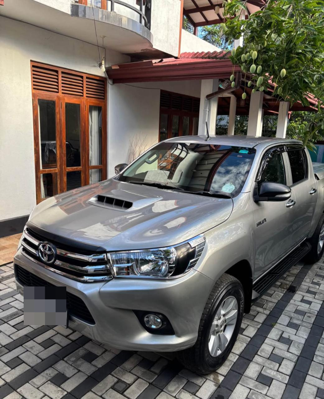 Toyota Hilux 2016 - භාවිතා කරන ලද භාණ්ඩ ප්‍රවාහන sale in Sri Lanka - patpat.lk