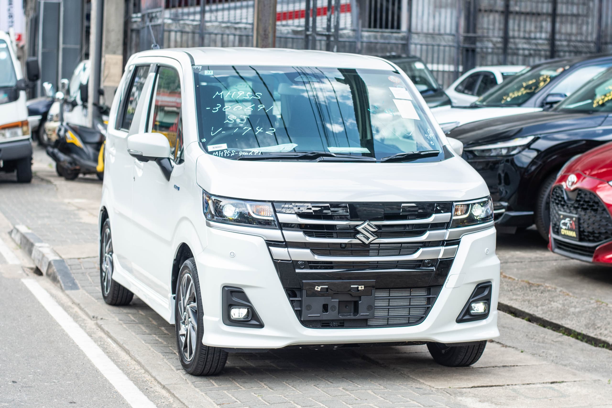 Suzuki Wagon R 2025 ads-image-1