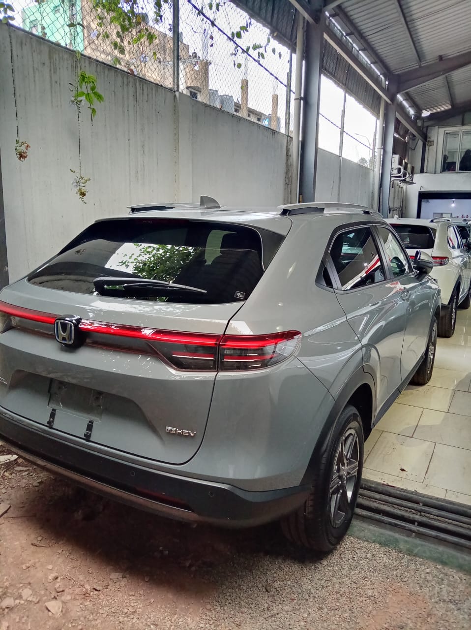 Honda Vezel 2024 - சான்றளிக்கப்பட்டது SUV sale in Sri Lanka - patpat.lk