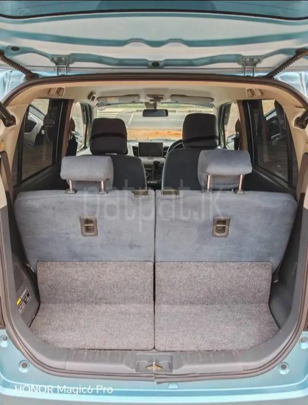 Advertisement image 4