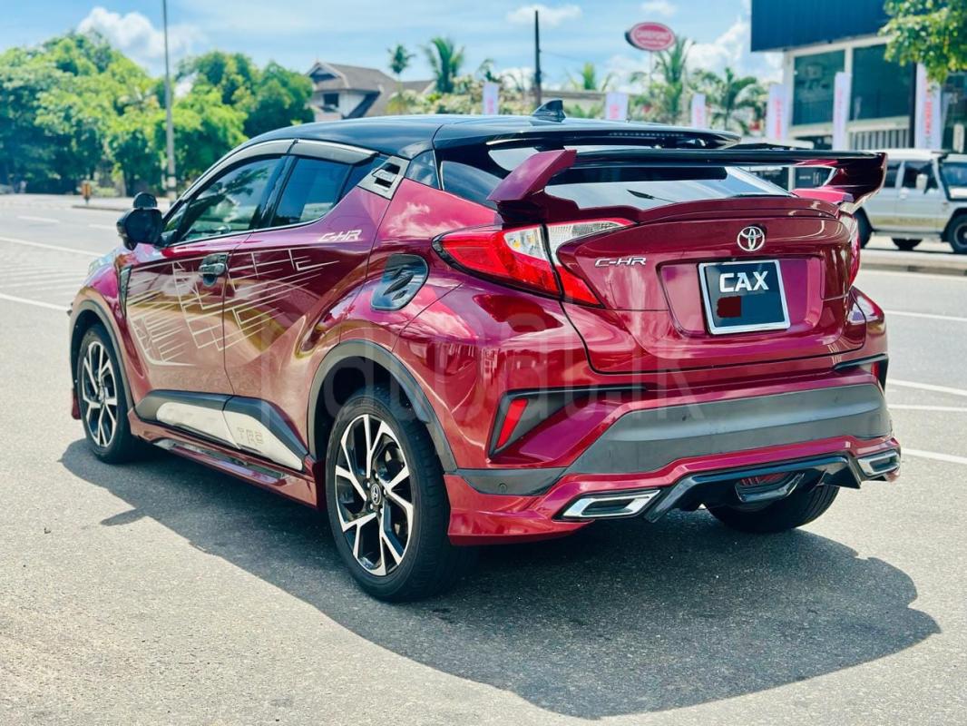 Toyota CHR 2017 - பயன்படுத்தப்பட்டது SUV sale in Sri Lanka - patpat.lk
