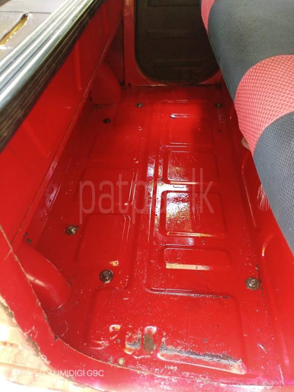 Bajaj Three Wheel 2016 - பயன்படுத்தப்பட்டது முச்சக்கர வண்டி sale in Sri Lanka - patpat.lk