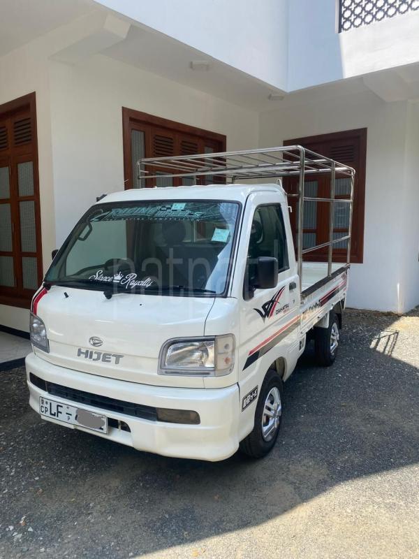 Advertisement image 1