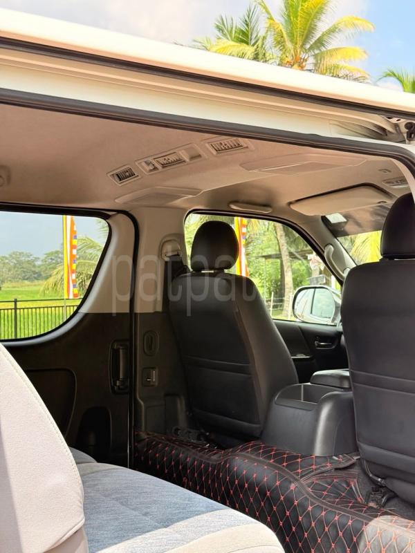 Advertisement image 6