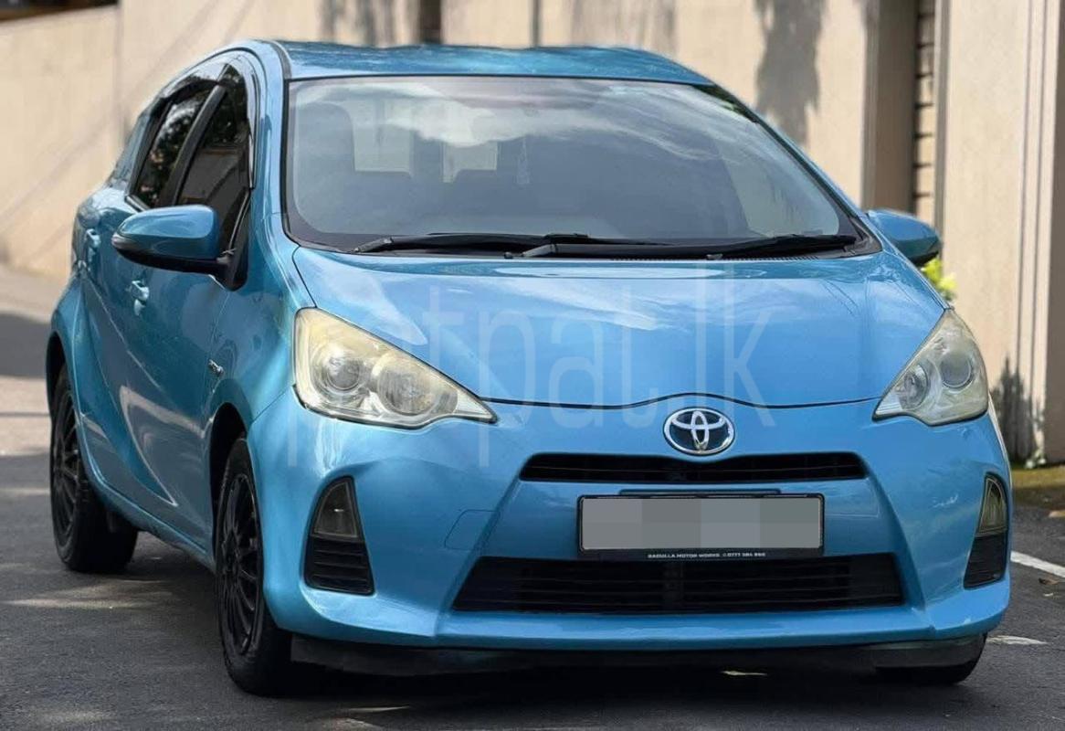 Toyota Aqua 2013 - Used Car sale in Sri Lanka - patpat.lk