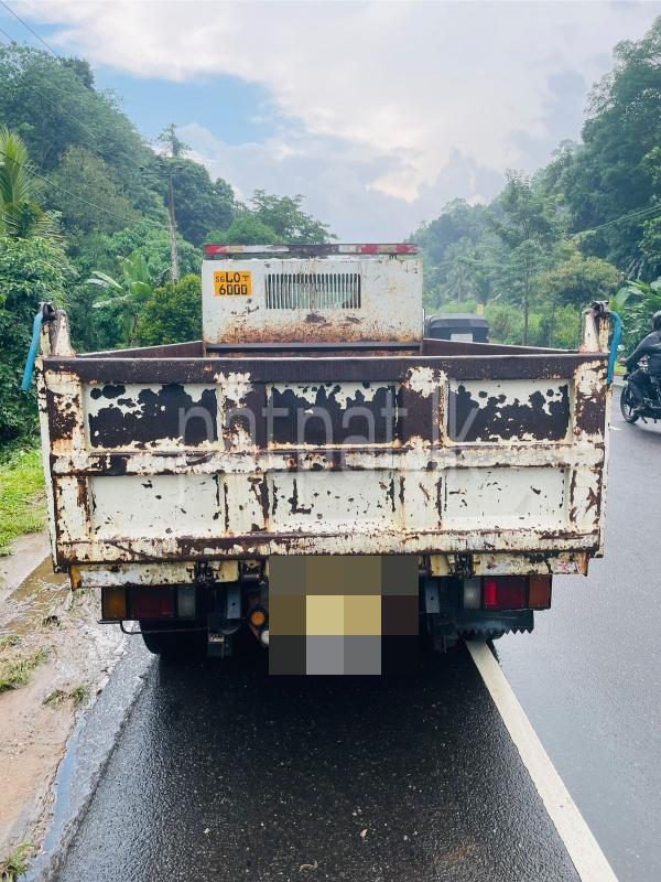 Isuzu ELF 2015 - Used Truck sale in Sri Lanka - patpat.lk