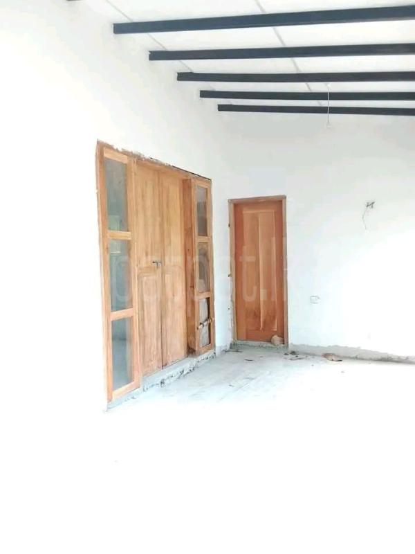 House for Sale in Kurunegala ads-image-1