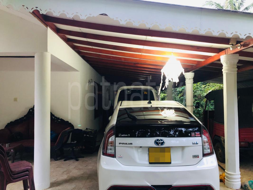 Toyota Prius 2013 - Used Car sale in Sri Lanka - patpat.lk