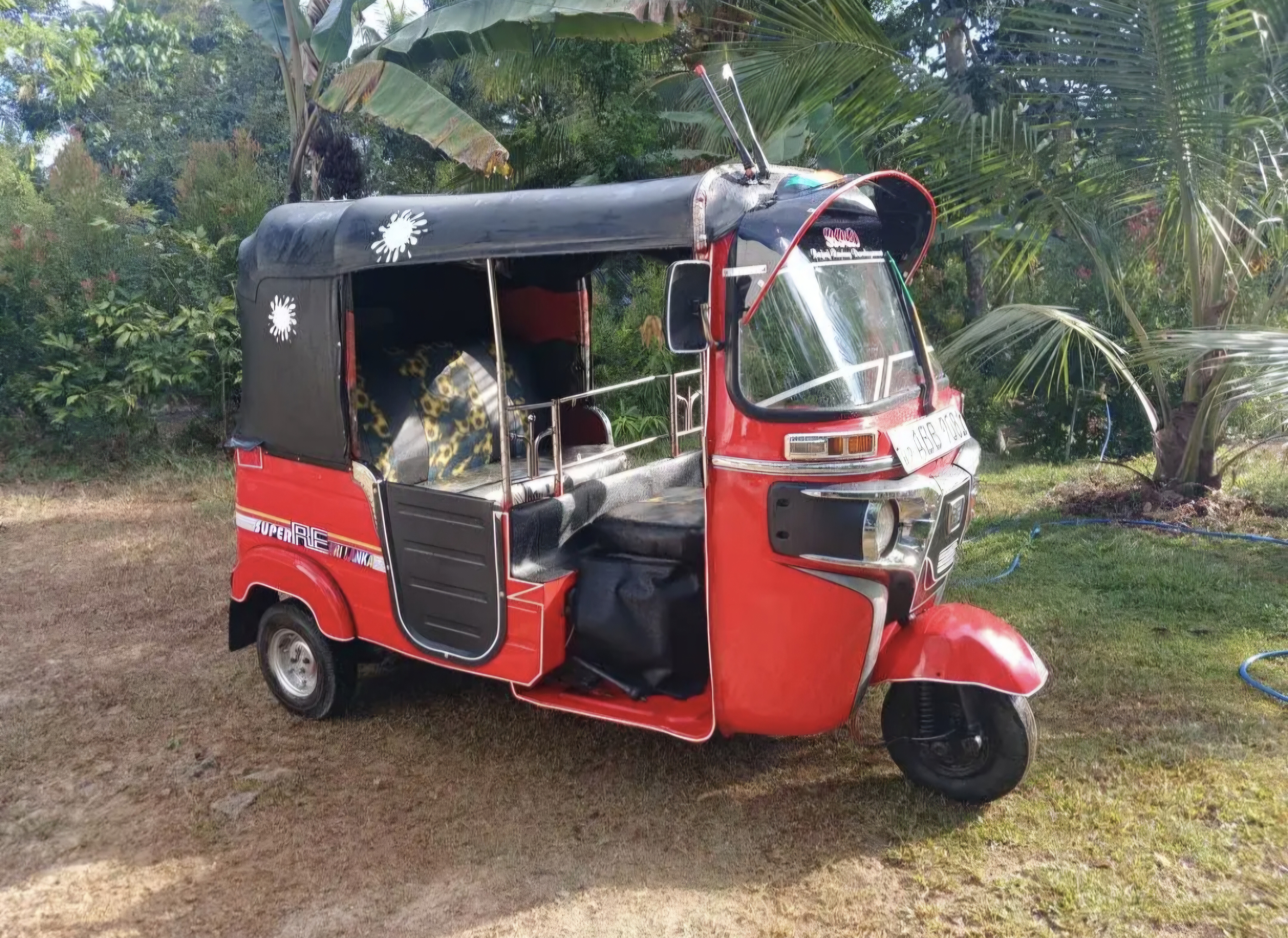 Bajaj Three Wheel 2015 - භාවිතා කරන ලද ත්‍රිරෝද රථය sale in Sri Lanka - patpat.lk