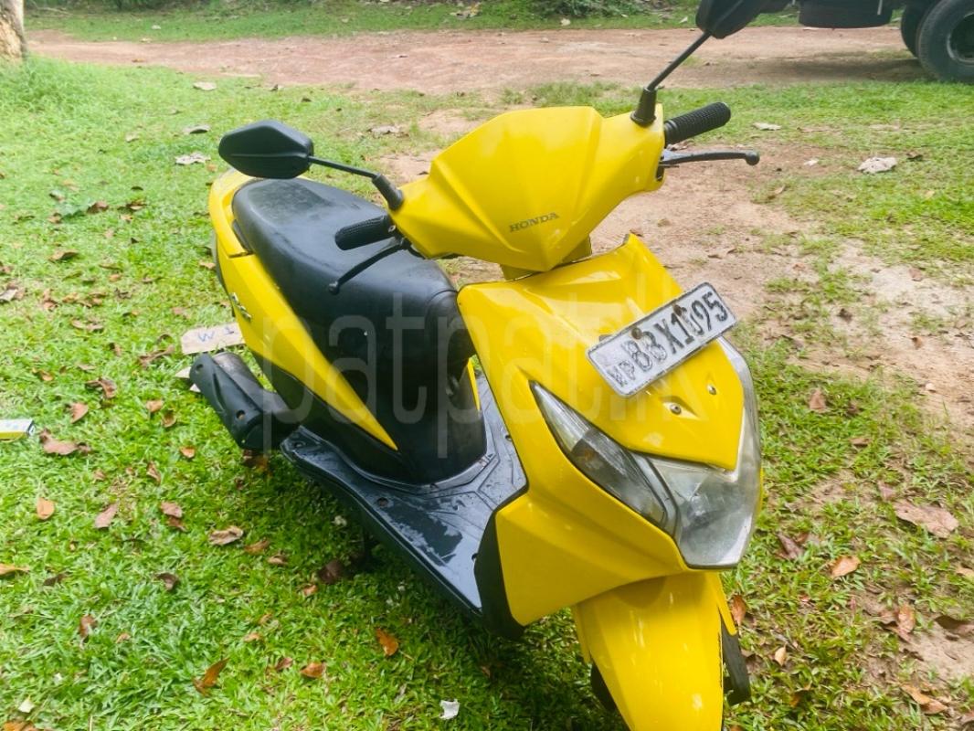 Advertisement image 6