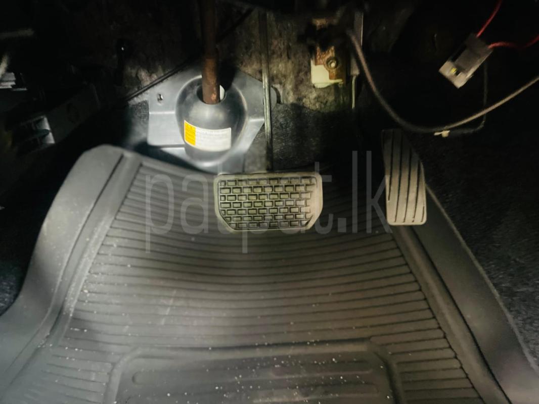 Advertisement image 6