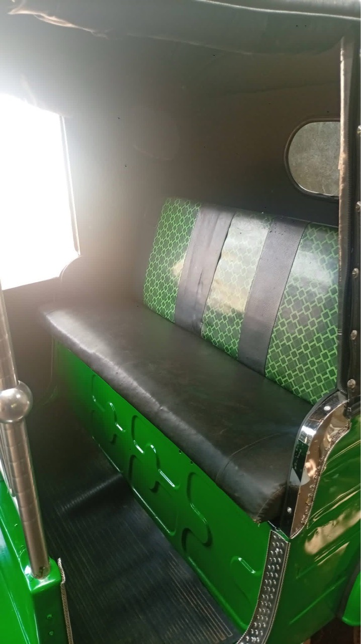 Bajaj Three Wheel 2015 - Used Three wheeler sale in Sri Lanka - patpat.lk