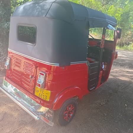 Bajaj 4 stroke 2010 - භාවිතා කරන ලද ත්‍රිරෝද රථය sale in Sri Lanka - patpat.lk