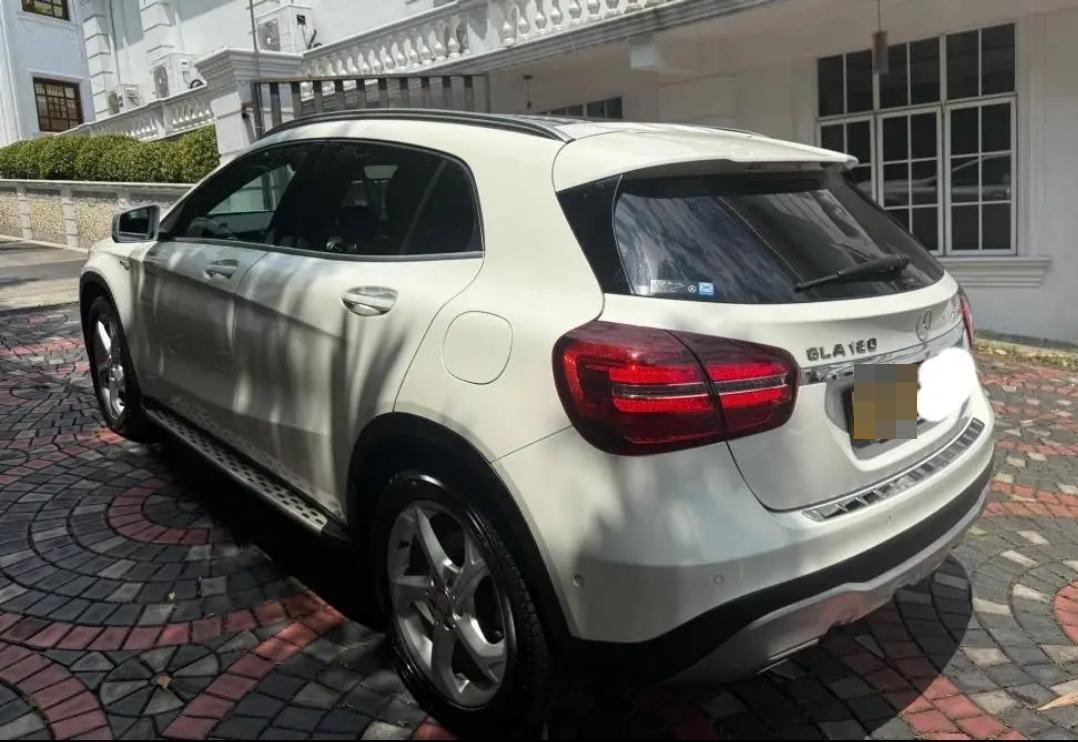 Mercedes Benz C180 2018 - பயன்படுத்தப்பட்டது SUV sale in Sri Lanka - patpat.lk