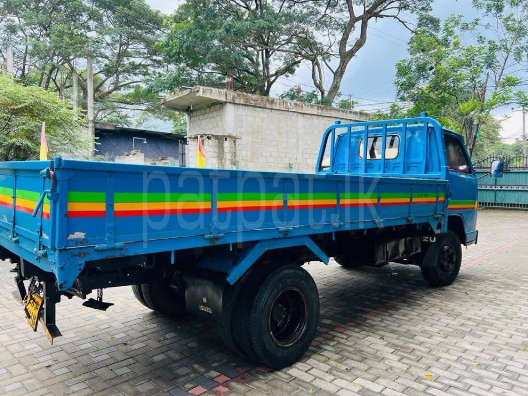 Advertisement image 4