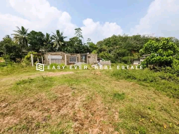 Commercial Land for Sale in Homagama