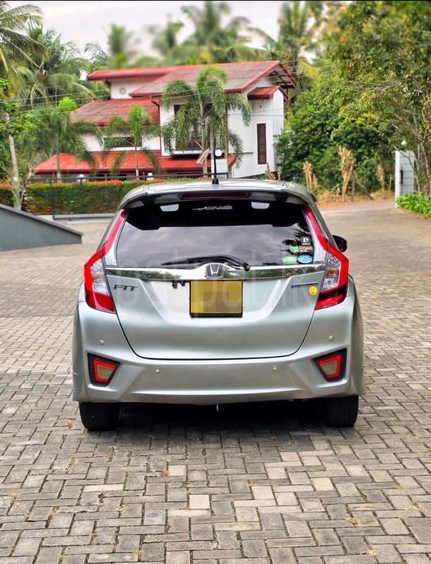 Advertisement image 4