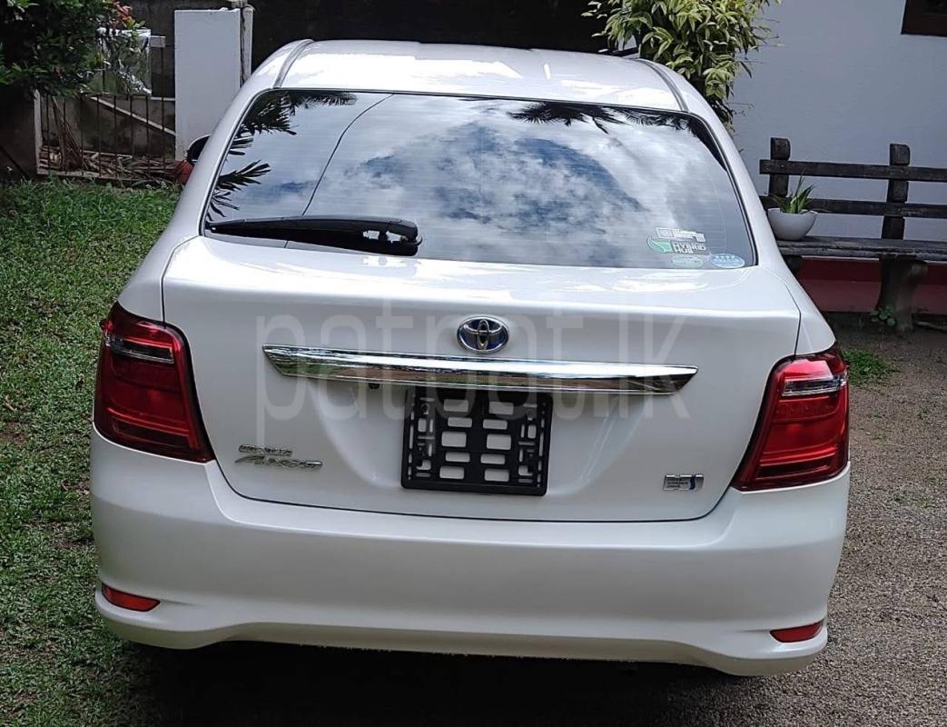 Toyota Axio 2015 - பயன்படுத்தப்பட்டது கார் sale in Sri Lanka - patpat.lk