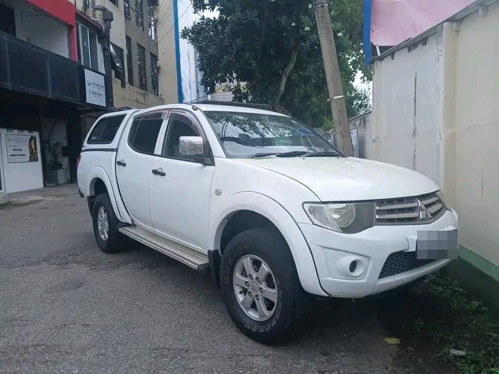 Mitsubishi Triton 2012 - Used Pick-up  sale in Sri Lanka - patpat.lk