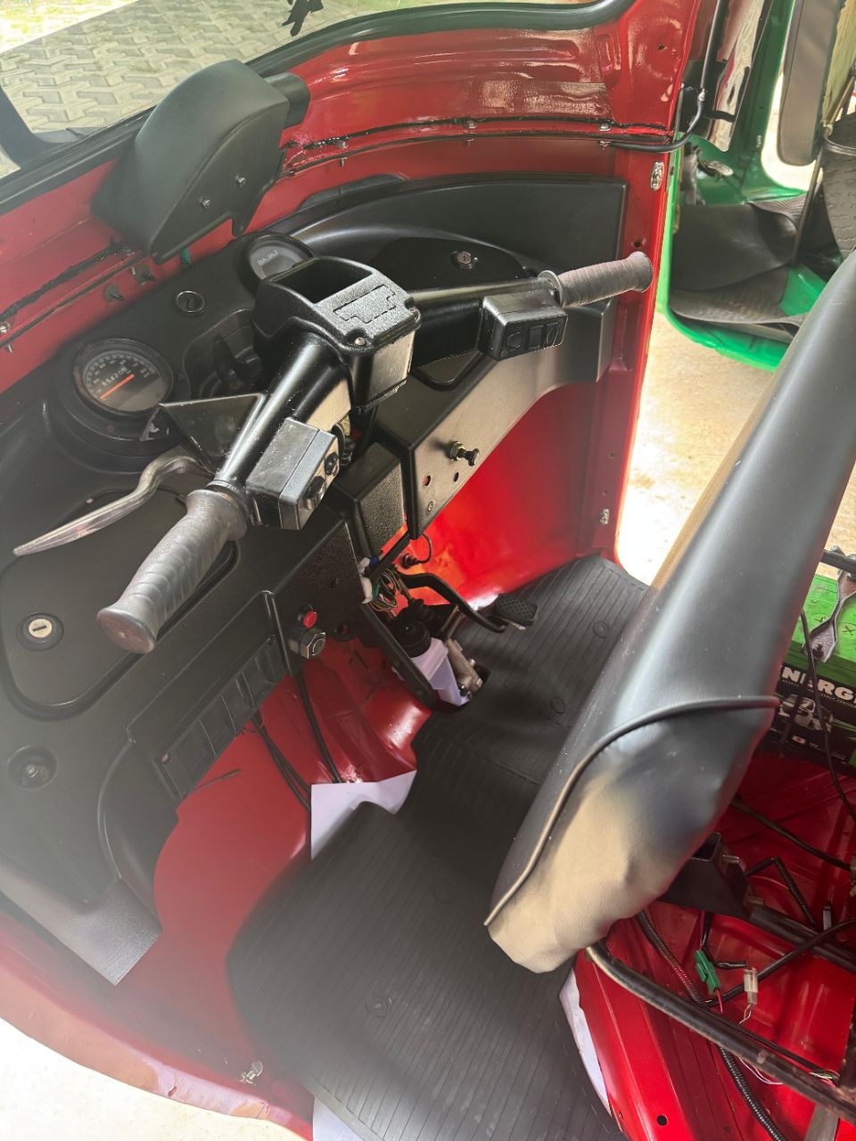 Bajaj Three Wheel 2011 - Used Three wheeler sale in Sri Lanka - patpat.lk