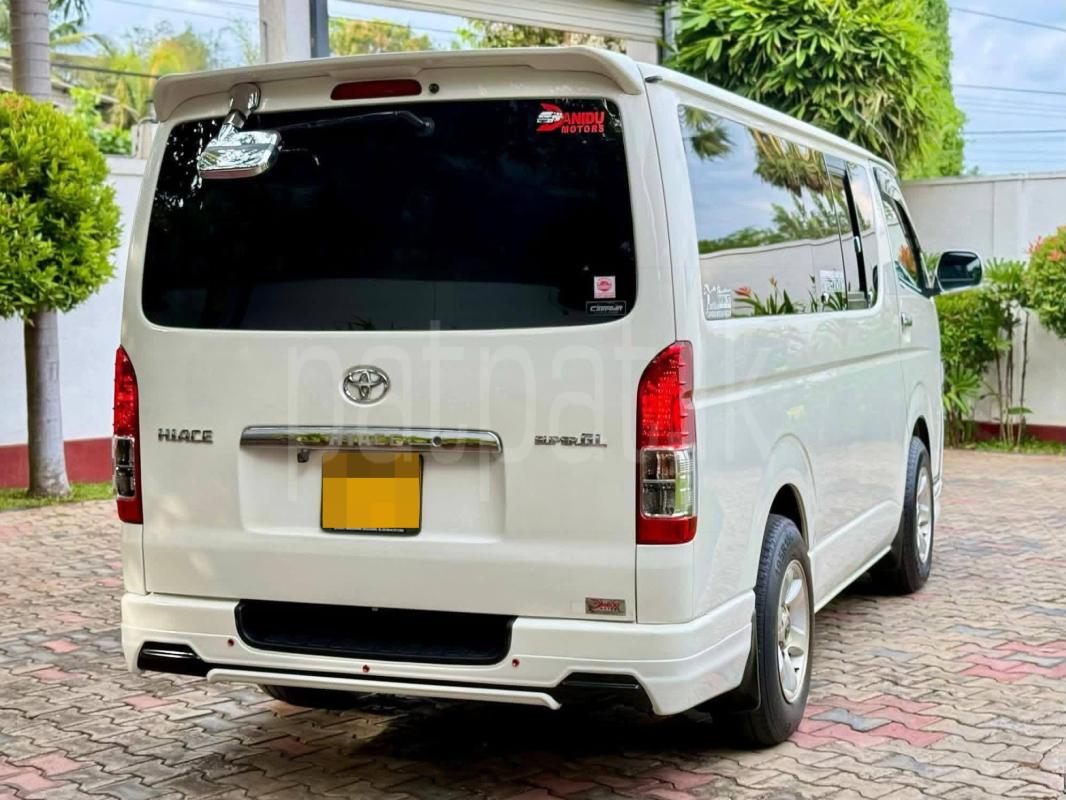 Advertisement image 3