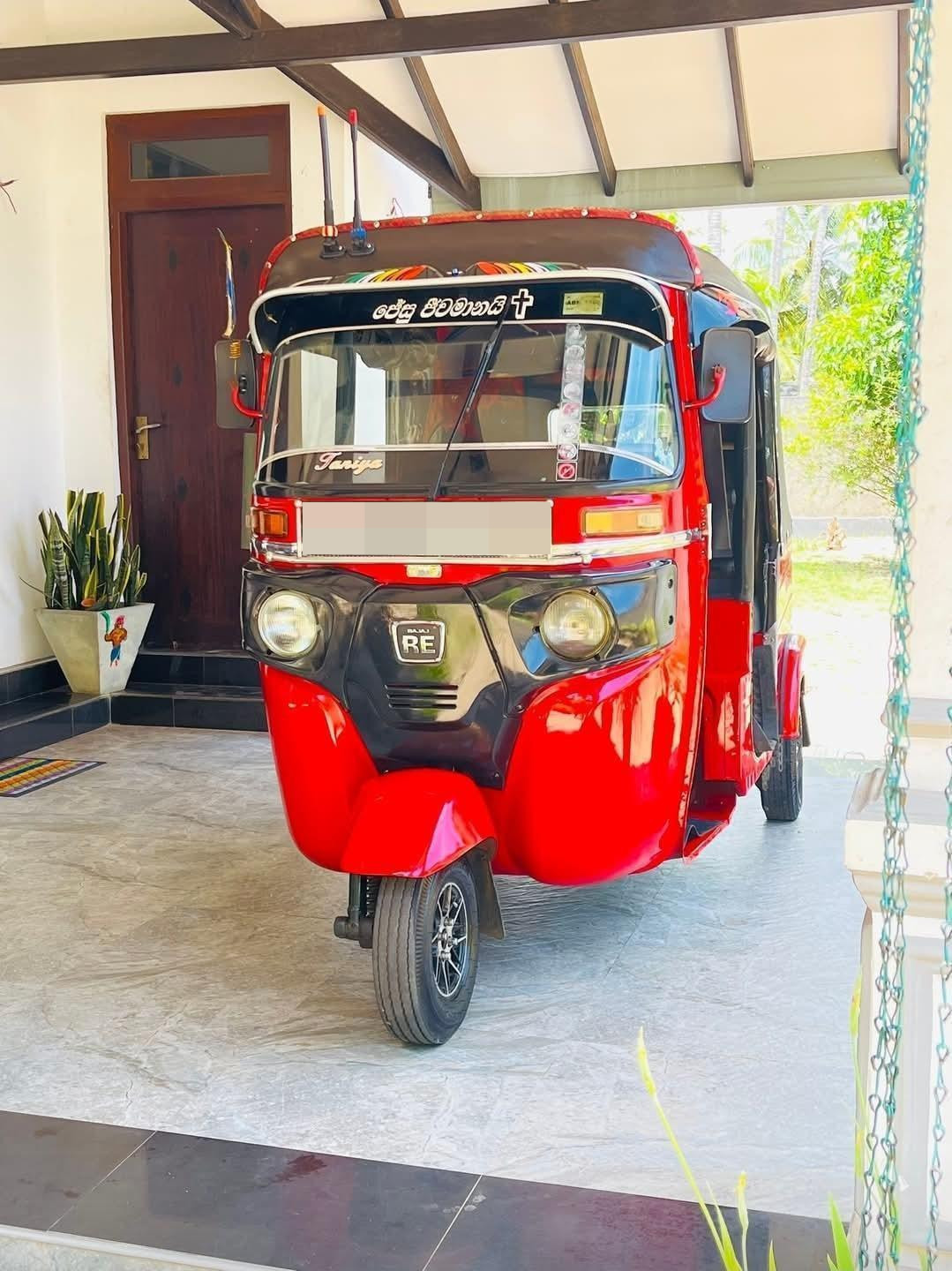 Bajaj Three Wheel 2016 - Used Three wheeler sale in Sri Lanka - patpat.lk