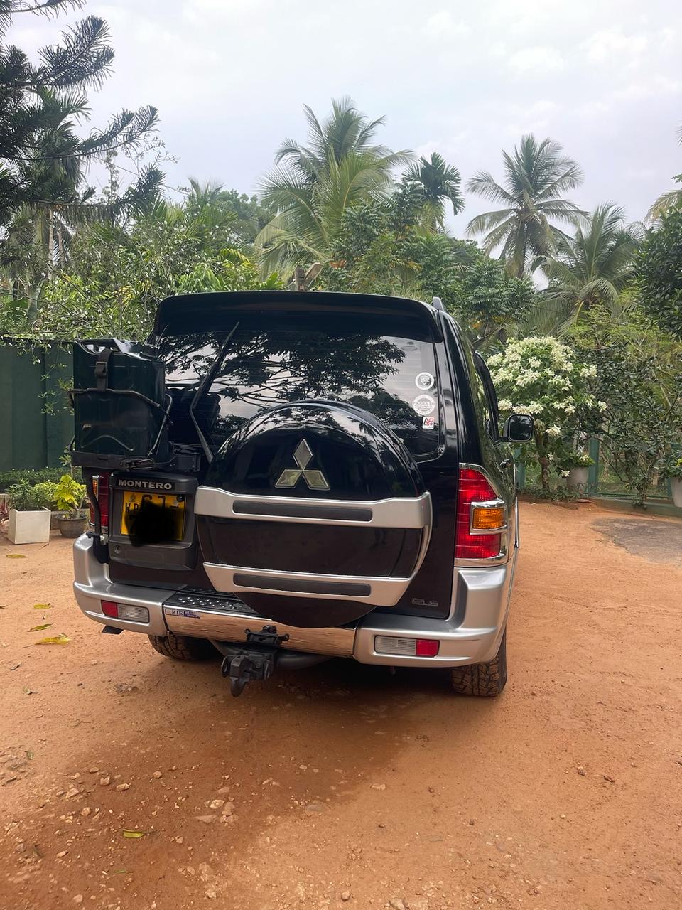 Mitsubishi Montero 2000 - பயன்படுத்தப்பட்டது SUV sale in Sri Lanka - patpat.lk