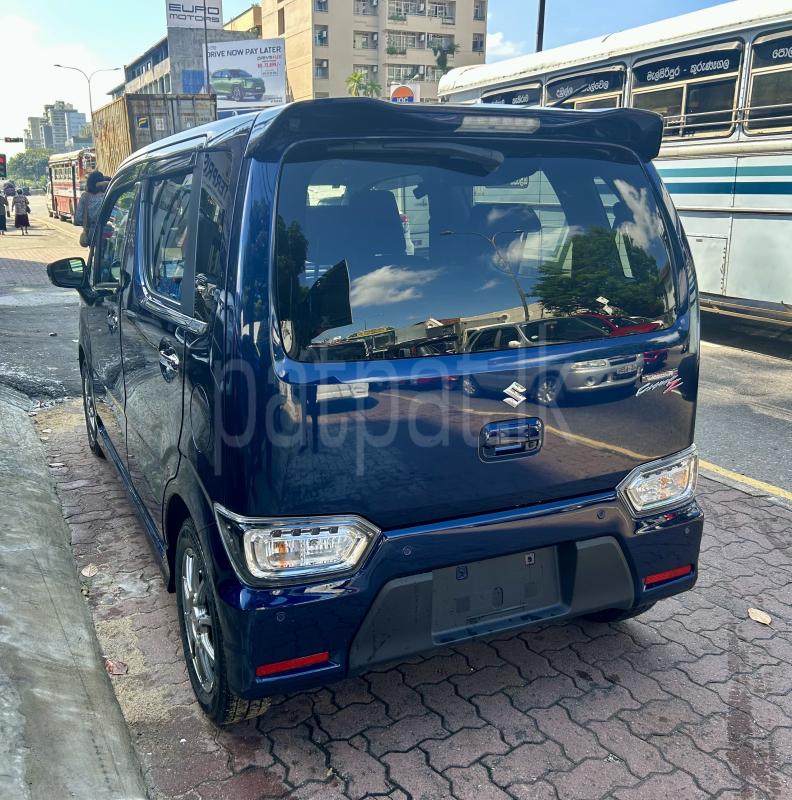 Advertisement image 1