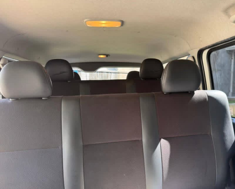Toyota Hiace 2017 - பயன்படுத்தப்பட்டது வேன் sale in Sri Lanka - patpat.lk