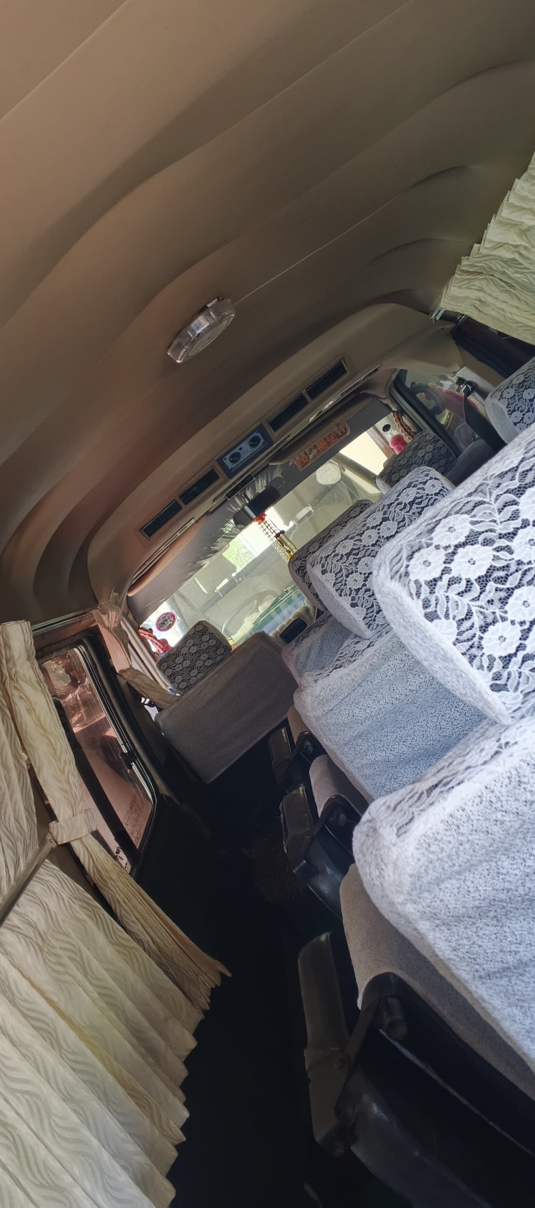 Nissan Caravan 1993 - Used Van sale in Sri Lanka - patpat.lk