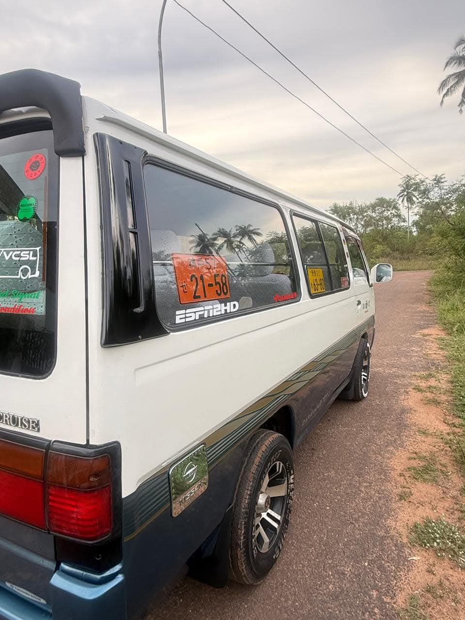 Nissan Caravan 1998 - பயன்படுத்தப்பட்டது வேன் sale in Sri Lanka - patpat.lk