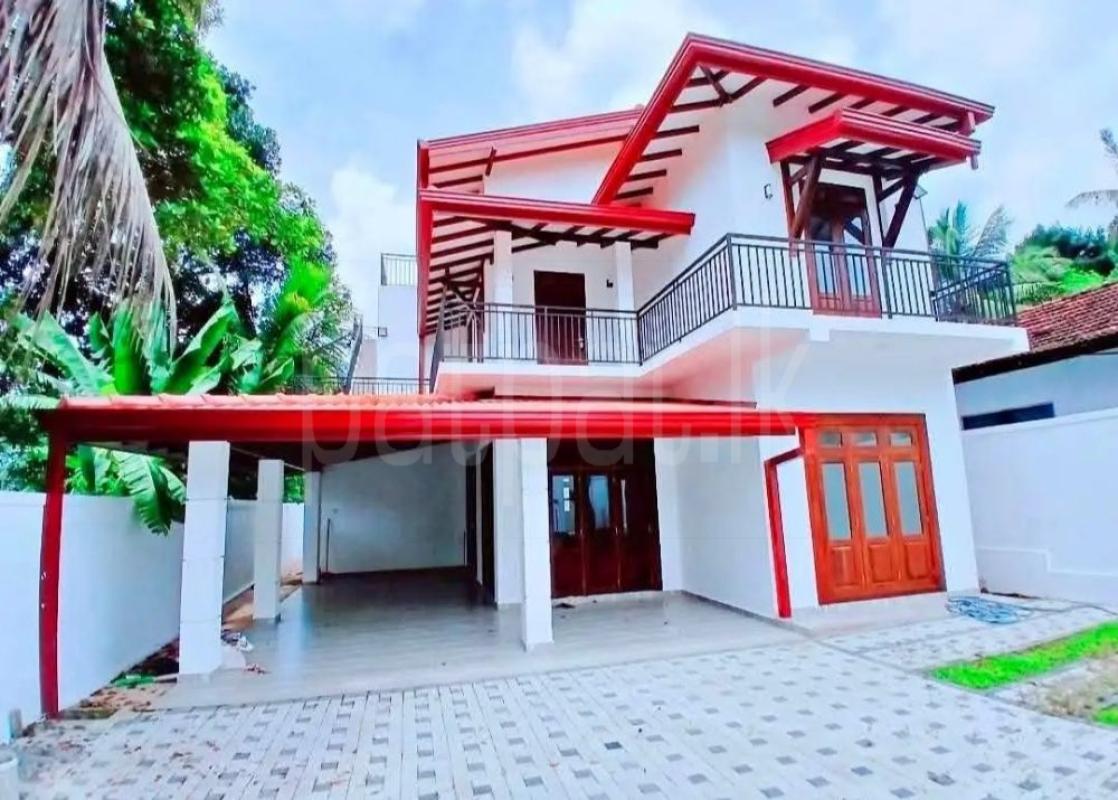 House for Sale in Athurugiriya ads-image-1