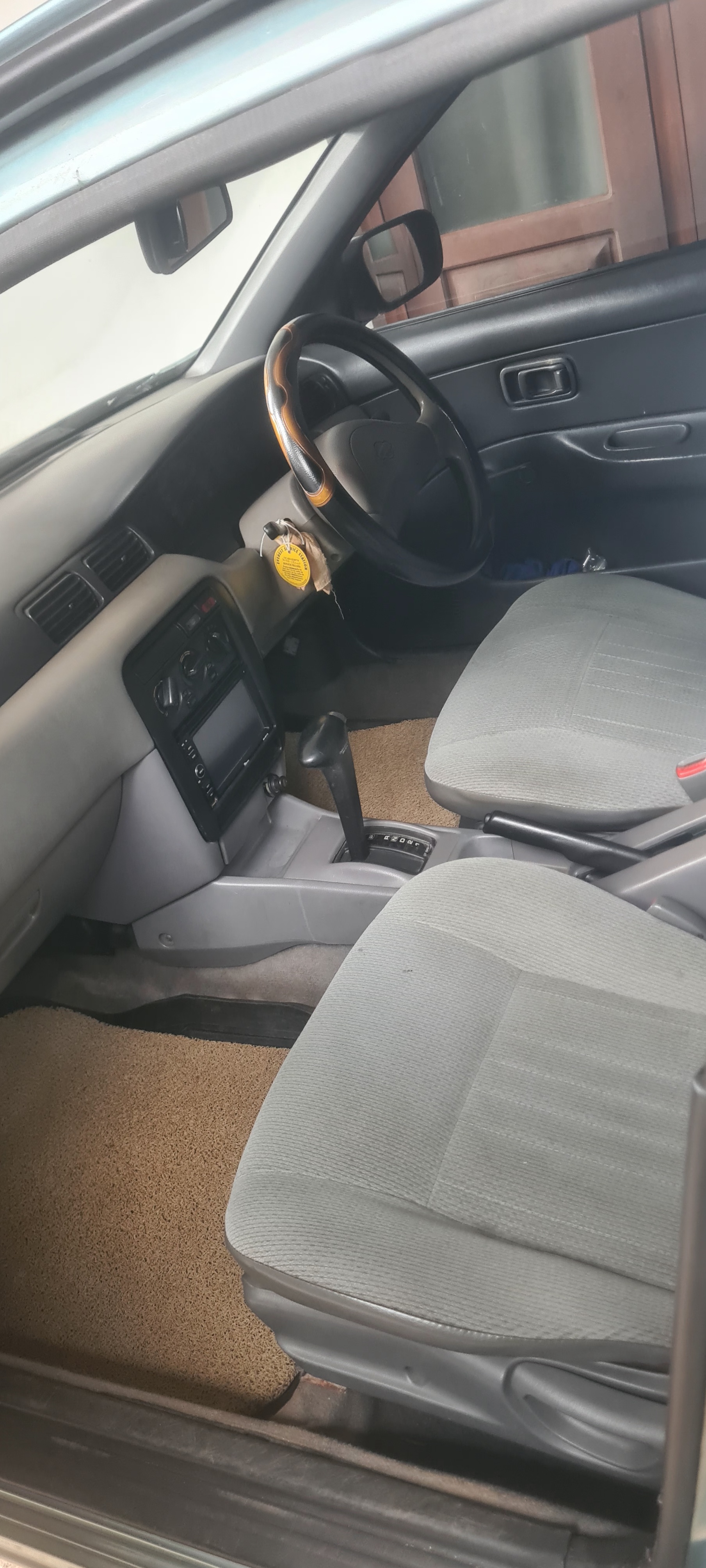Nissan Sunny 1995 - பயன்படுத்தப்பட்டது கார் sale in Sri Lanka - patpat.lk