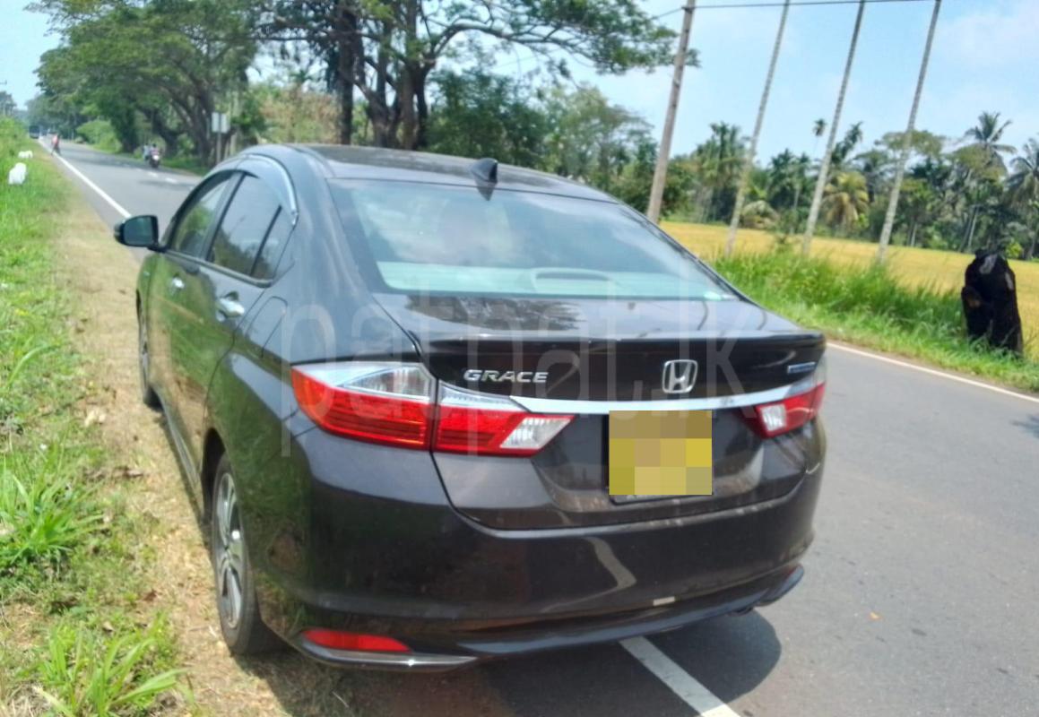 Honda Grace 2014 - Used Car sale in Sri Lanka - patpat.lk