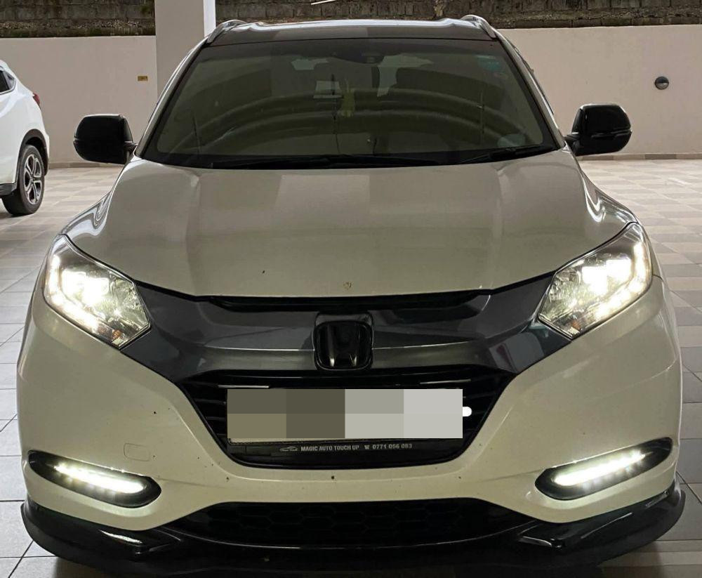 Honda Vezel 2014 - பயன்படுத்தப்பட்டது SUV sale in Sri Lanka - patpat.lk