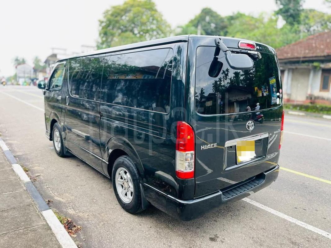Toyota Hiace 2012 - பயன்படுத்தப்பட்டது வேன் sale in Sri Lanka - patpat.lk