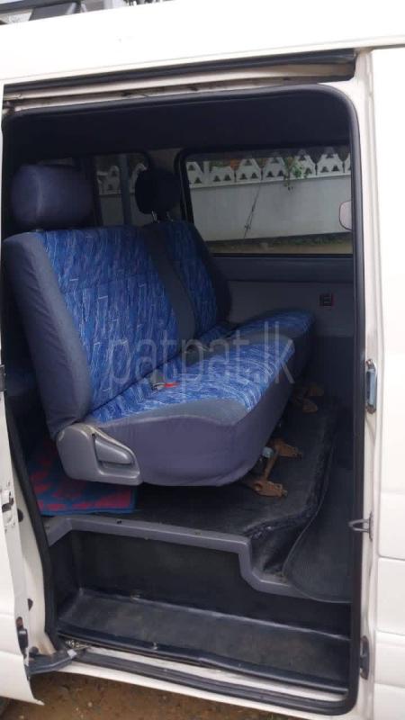 Toyota Noah 1998 - பயன்படுத்தப்பட்டது வேன் sale in Sri Lanka - patpat.lk