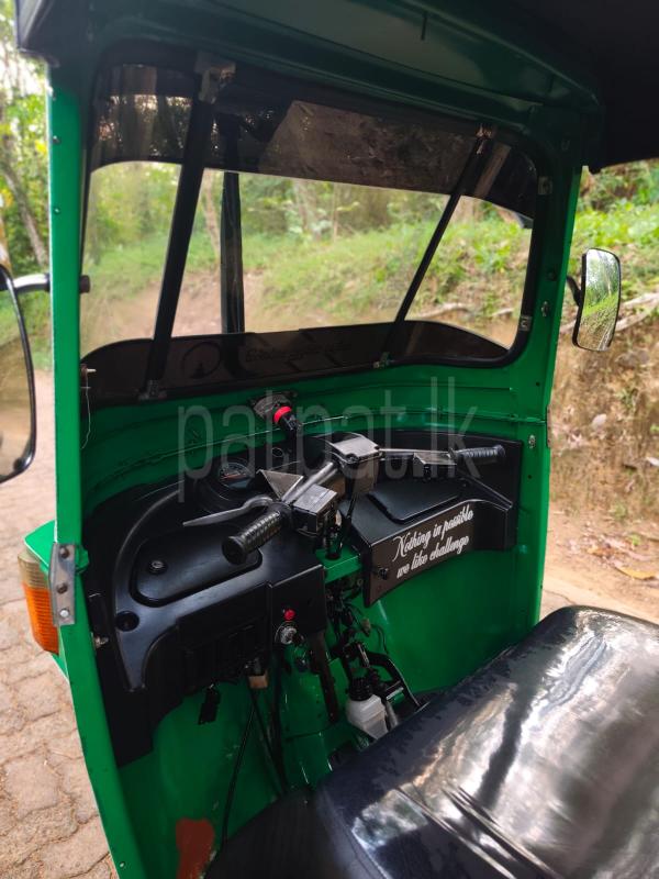 Bajaj Three Wheel 2010 - பயன்படுத்தப்பட்டது முச்சக்கர வண்டி sale in Sri Lanka - patpat.lk