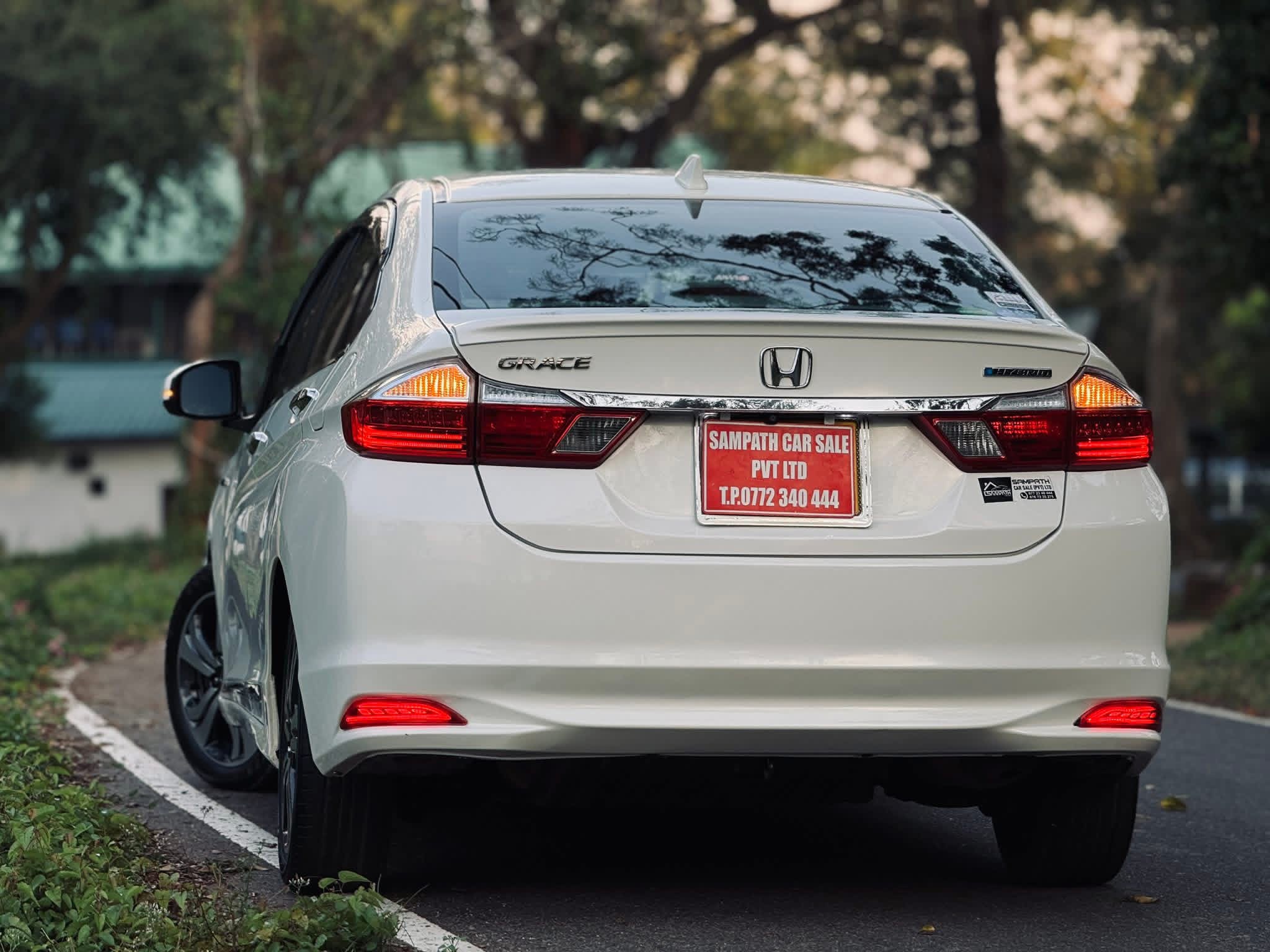 Honda Grace 2015 - Used Car sale in Sri Lanka - patpat.lk