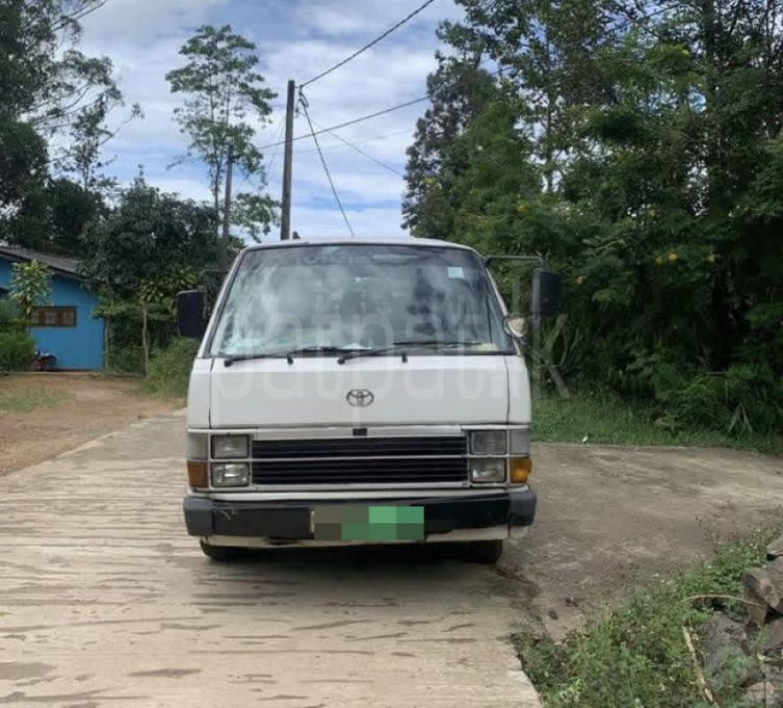 Toyota Hiace 1988 - Used Van sale in Sri Lanka - patpat.lk