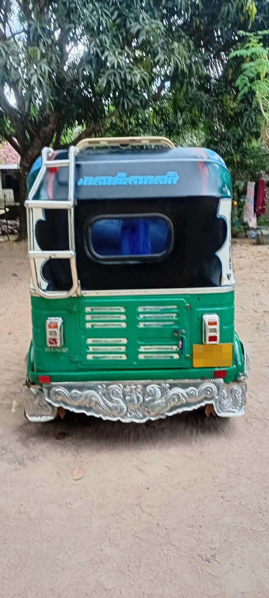 Bajaj Three Wheel 2013 - பயன்படுத்தப்பட்டது முச்சக்கர வண்டி sale in Sri Lanka - patpat.lk