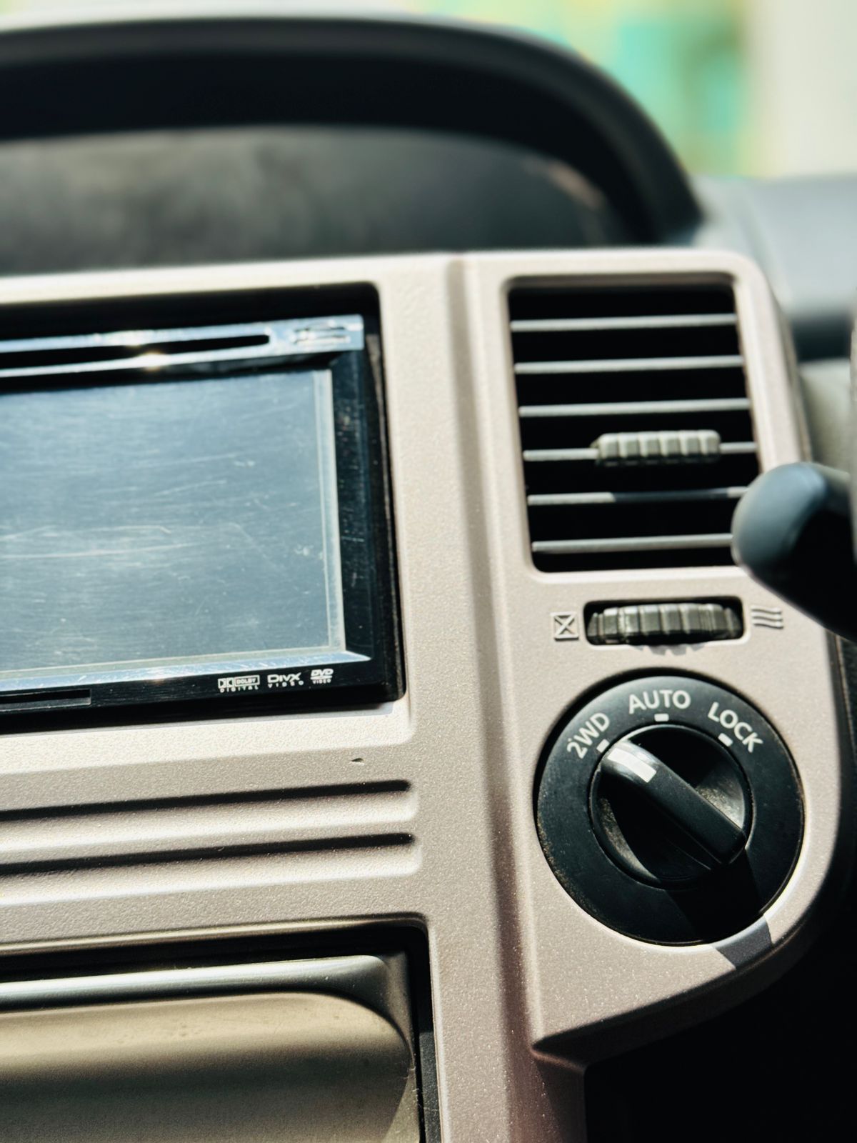 Nissan X Trail 2005 - Used SUV sale in Sri Lanka - patpat.lk