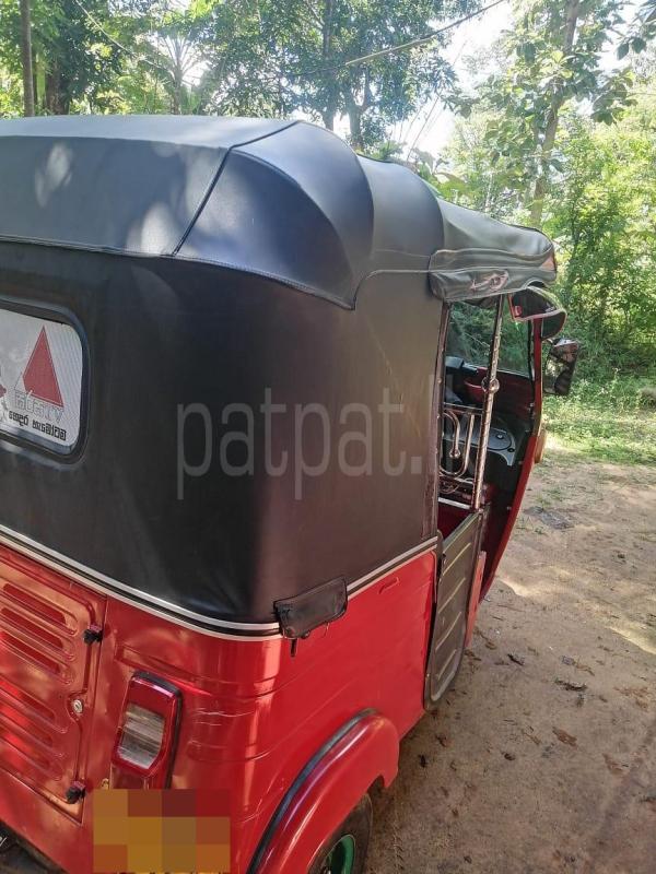 Bajaj 4 stroke 2013 - பயன்படுத்தப்பட்டது முச்சக்கர வண்டி sale in Sri Lanka - patpat.lk