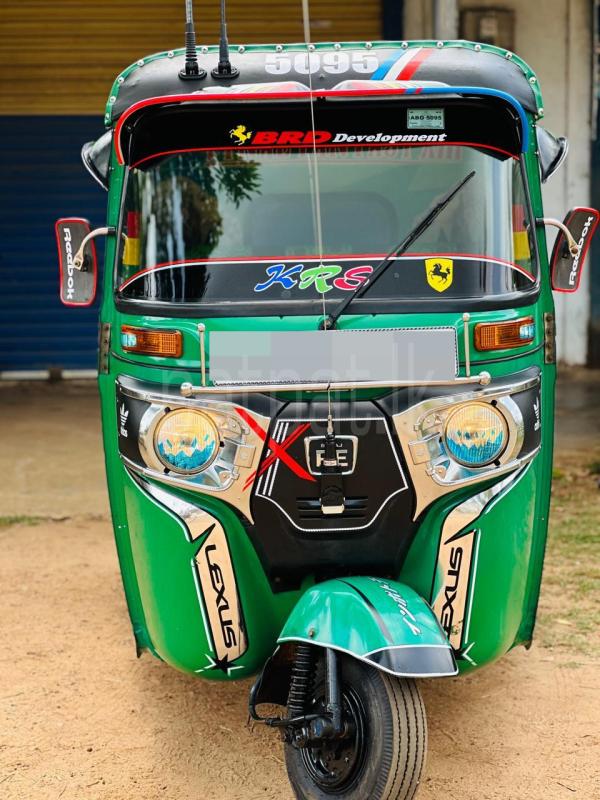 Bajaj Three Wheel 2016 - Used Three wheeler sale in Sri Lanka - patpat.lk