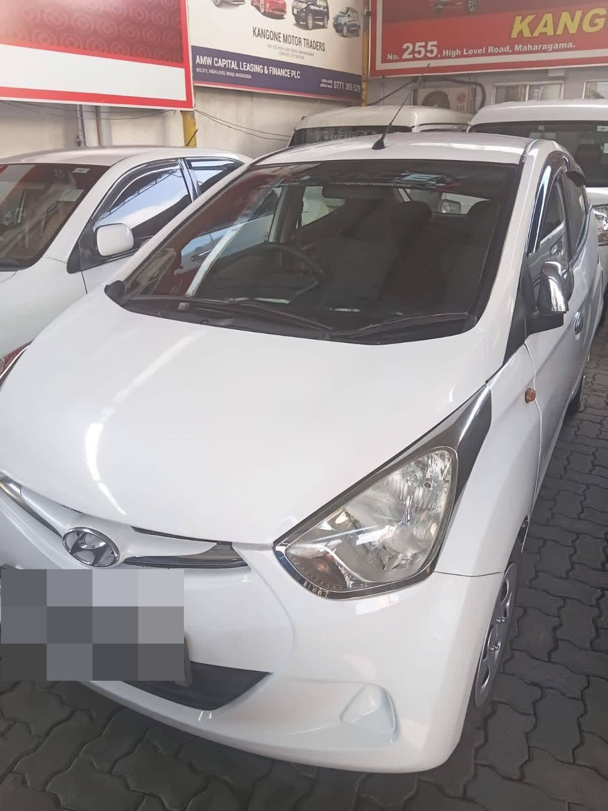 Hyundai Eon 2015 ads-image-1