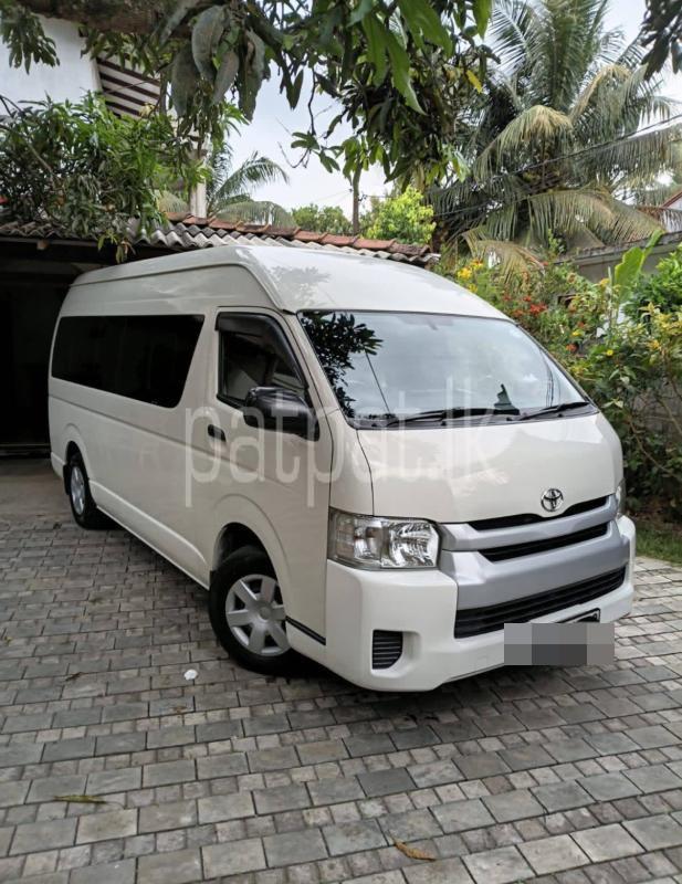 Toyota Hiace 2016 - பயன்படுத்தப்பட்டது வேன் sale in Sri Lanka - patpat.lk