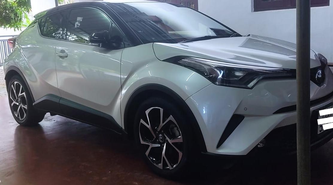 Toyota CHR 2018 - பயன்படுத்தப்பட்டது SUV sale in Sri Lanka - patpat.lk